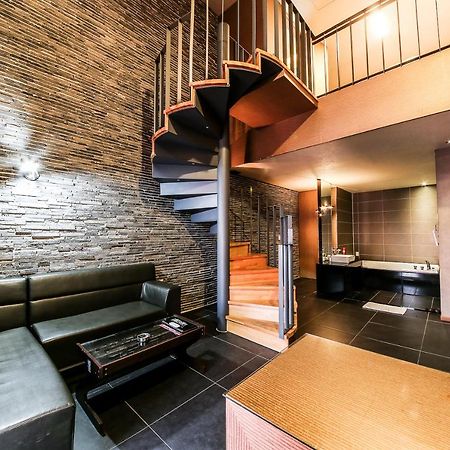 Gyeongju Arrietty Motel Екстер'єр фото